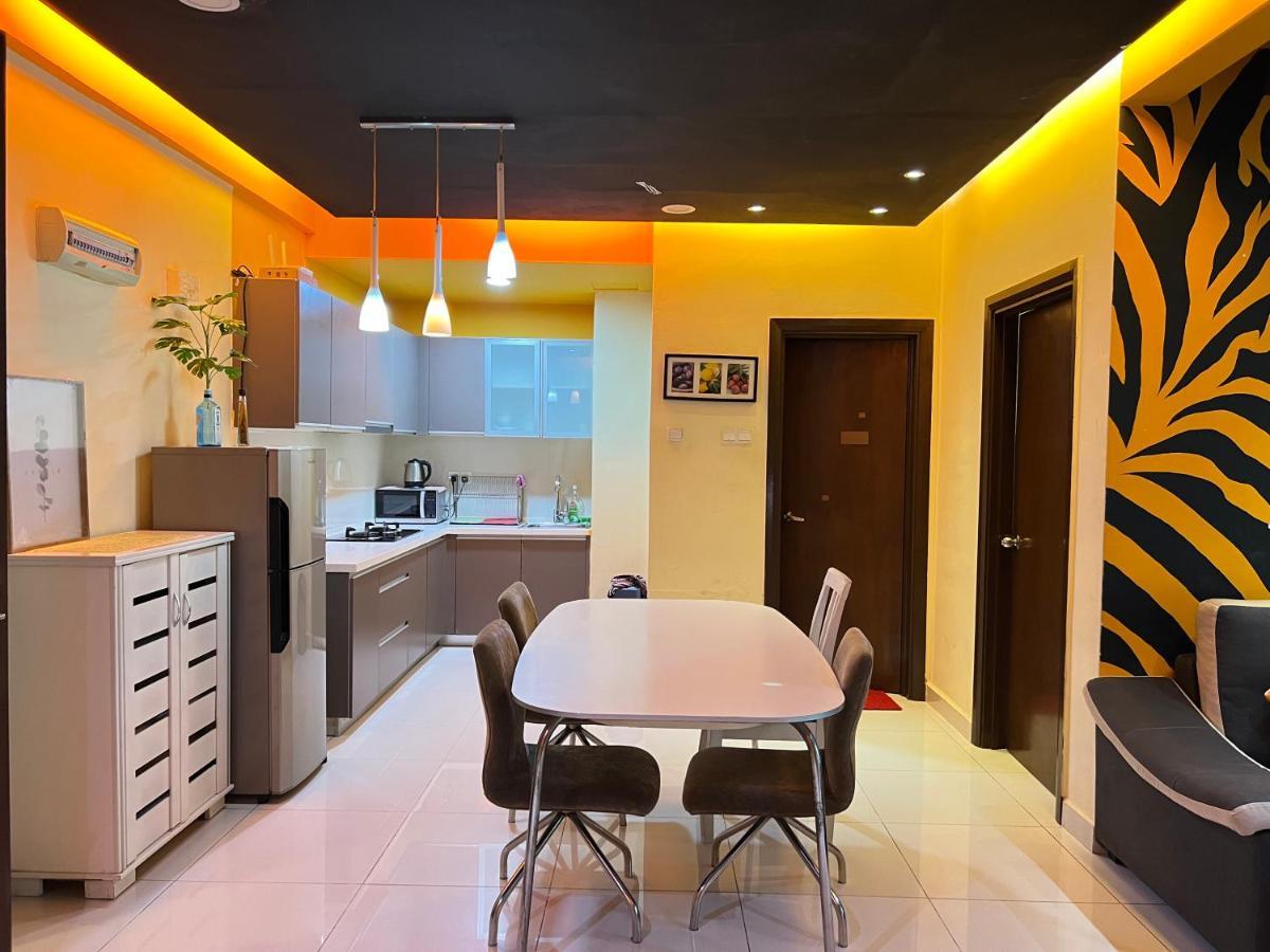 קואלה לומפור Regalia Suites & Residence 2 Bedroom Apartment By Enjoy Your Stay מראה חיצוני תמונה