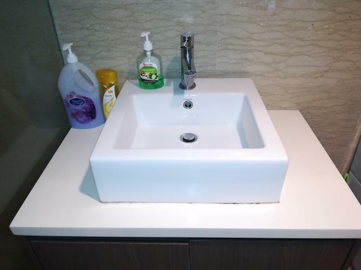קואלה לומפור Regalia Suites & Residence 2 Bedroom Apartment By Enjoy Your Stay מראה חיצוני תמונה